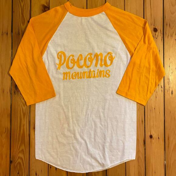 Vintage 70s Pocono Mountains Yellow Raglan Shirt - Picture 1 of 5